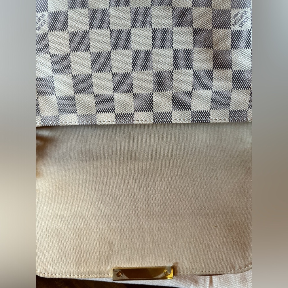 Damier Azur Favorite MM 💯 % Authentic✨ - Picture 2 of 7